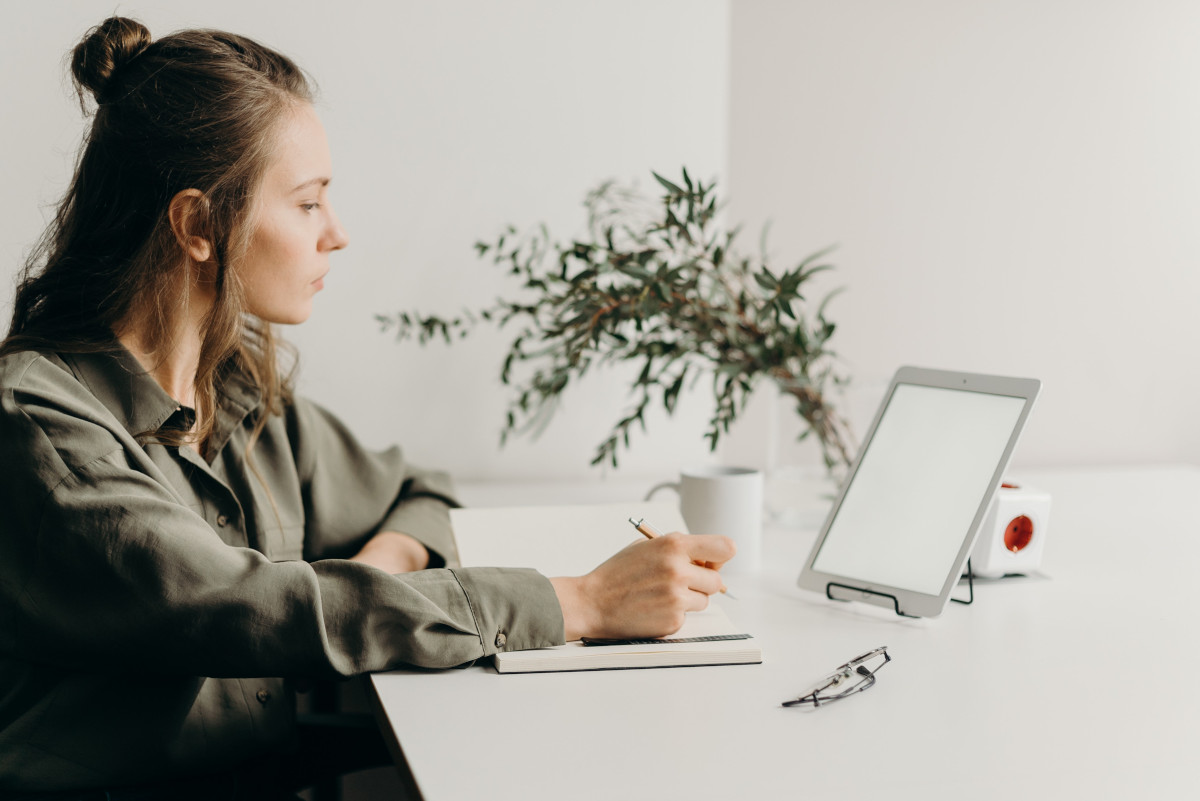 How to Sign Documents During Migration to the SAP E-Folder?